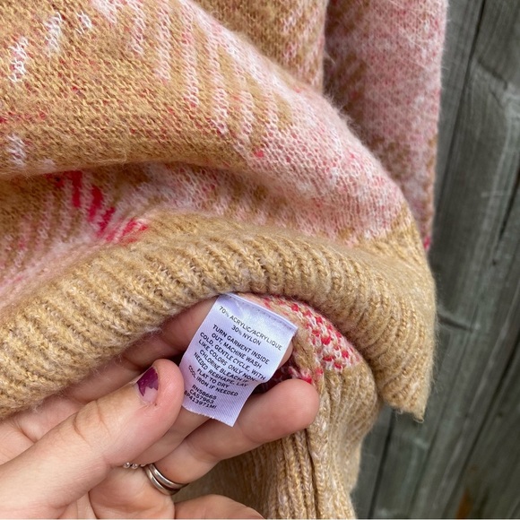 BP Checkered Sweater in Pink and Tan - Picture 5 of 5